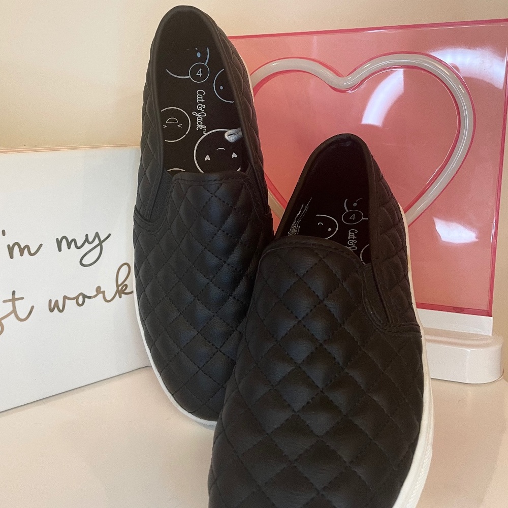 Size 4 Black Girls sneaker
